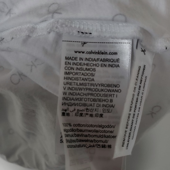 Calvin Klein - Men’s Logo T-Shirt - Picture 6 of 6